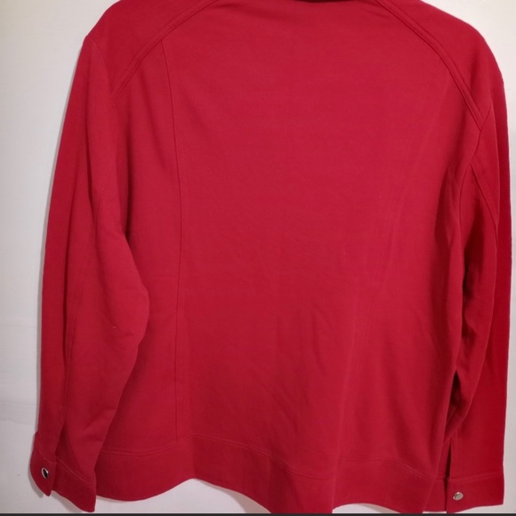 Red jacket - Picture 3 of 6